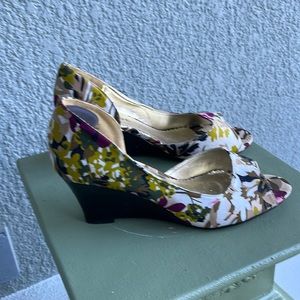 Rampage Multicolored Wedge, Size 7.5